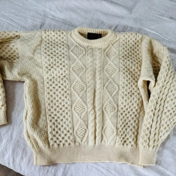 VTG Gaeltarra  made in Ireland cream 100% wool Medium men’s sweater - Picture 7 of 7
